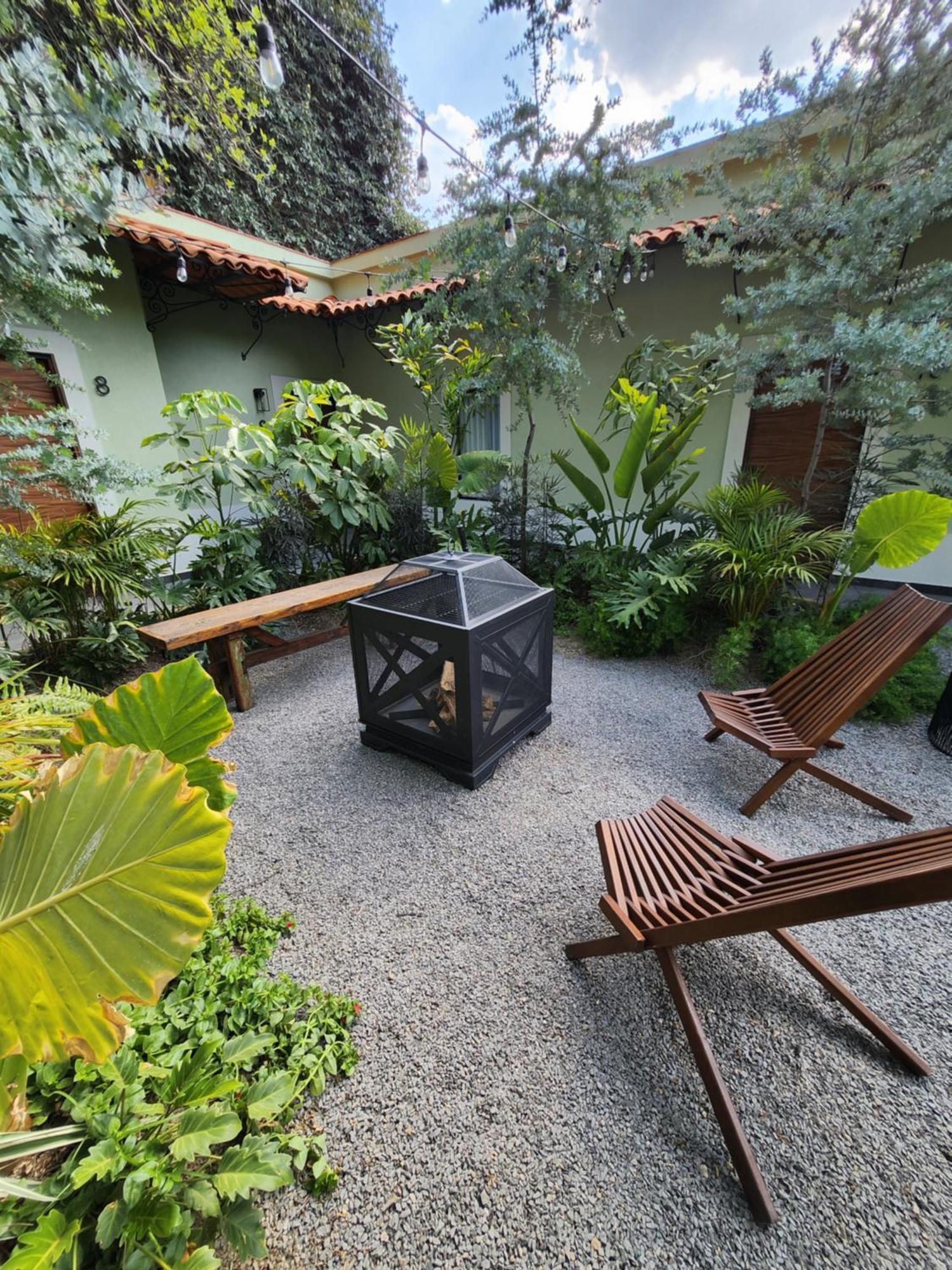 Hotel Boutique Villa Escondida, A Pasos De Lo Mejor En Tlaquepaque Dış mekan fotoğraf